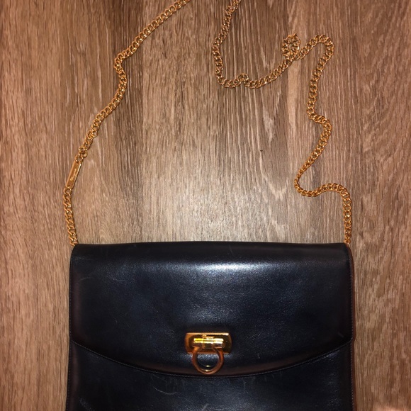 Salvatore Ferragamo Purse - Picture 2 of 7